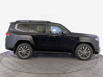фото Toyota Land Cruiser 300 2021