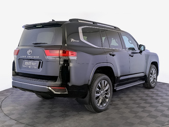 фото Toyota Land Cruiser 300 2021