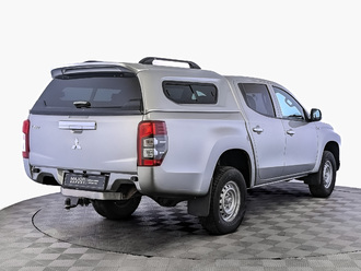 фото Mitsubishi L200 V 2021