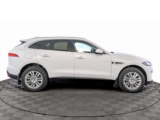 фото Jaguar F-Pace 2017