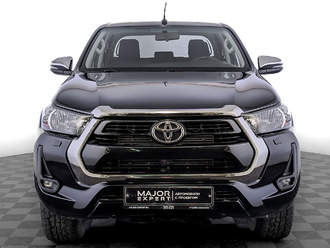 фото Toyota Hilux VIII 2021