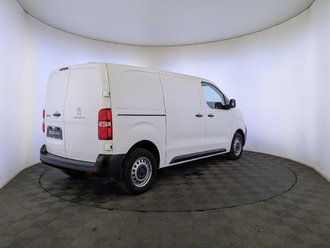 фото Peugeot Expert II 2021