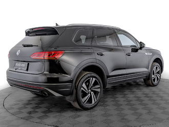 фото Volkswagen Touareg III 2020