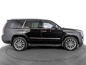 фото Cadillac Escalade IV (GMT K2XL) 2020