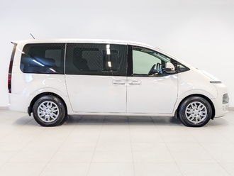 фото Hyundai Staria 2021