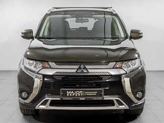 фото Mitsubishi Outlander III 2020