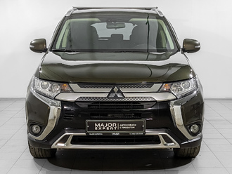 фото Mitsubishi Outlander III 2020