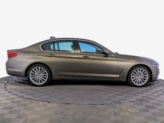 фото BMW 5 (G30/F90) 2019