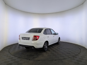 фото Lada Granta II 2023