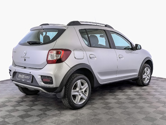 фото Renault Sandero II 2018