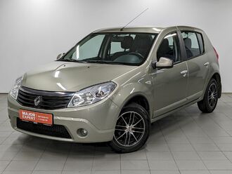 фото Renault Sandero 2013