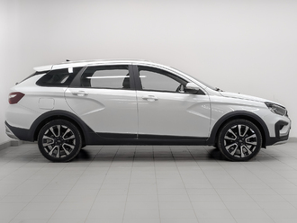 фото Lada Vesta 2024