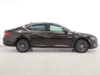 фото Skoda Superb III 2018