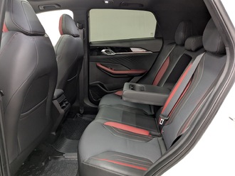 фото Geely Coolray 2023