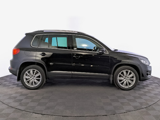 фото Volkswagen Tiguan I 2013