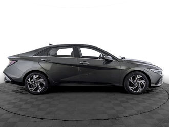 фото Hyundai Elantra VII 2023