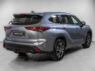 фото Toyota Highlander IV 2021