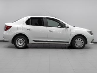 фото Renault Logan II 2016