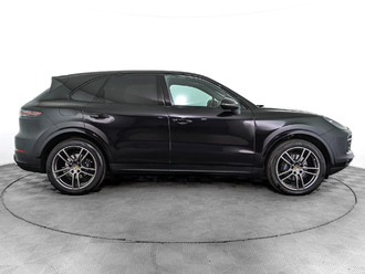 фото Porsche Cayenne III 2021