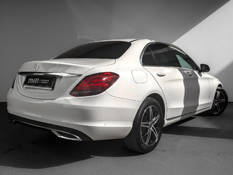 фото Mercedes-Benz C (W/S205) 2019