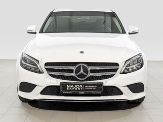 фото Mercedes-Benz C (W/S205) 2019