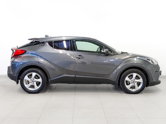 фото Toyota C-HR 2019