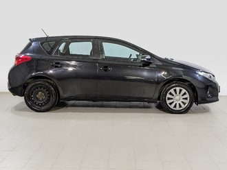 фото Toyota Auris II 2013