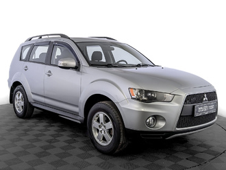 фото Mitsubishi Outlander II 2011