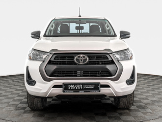 фото Toyota Hilux VIII 2021