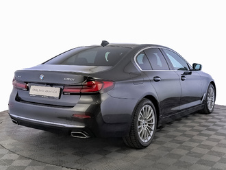 фото BMW 5 (G30/F90) 2023