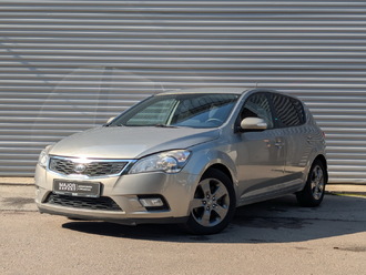 фото Kia Cee`d I 2010