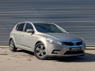 фото Kia Cee`d I 2010