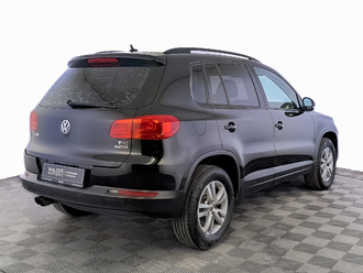 фото Volkswagen Tiguan I 2015