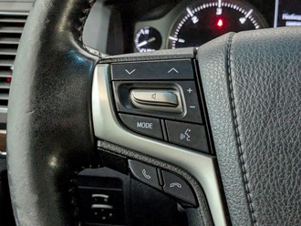 фото Toyota Land Cruiser 200 2018