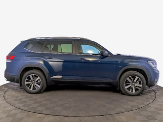 фото Volkswagen Teramont I 2022
