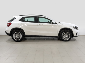фото Mercedes-Benz GLA (X156) 2018