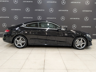 фото Mercedes-Benz C (C/A205) 2017