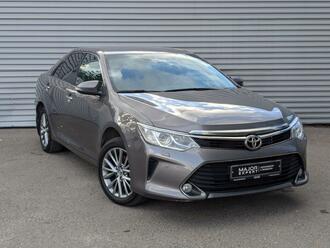 фото Toyota Camry VII 2016