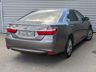 фото Toyota Camry VII 2016