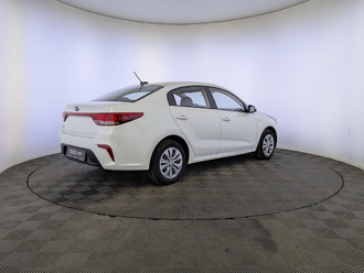 фото Kia Rio 2020