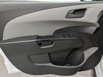 фото Chevrolet Aveo 2013 с пробегом