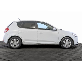 фото Kia Cee`d I 2011