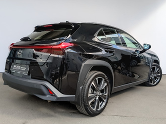 фото Lexus UX 2019