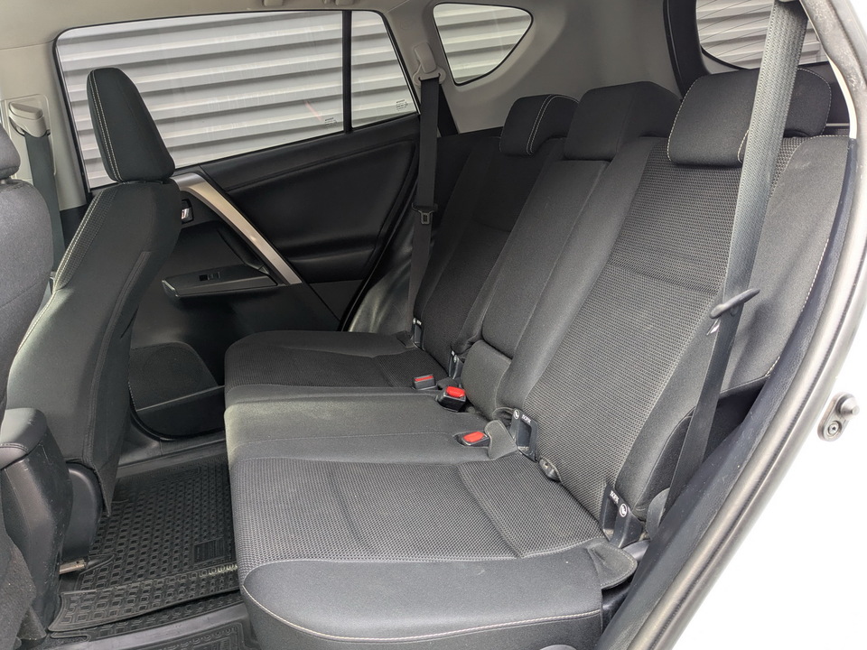 Toyota Rav-4 с пробегом в автосалоне Форис Авто