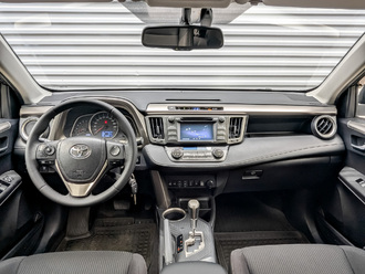 Toyota Rav-4 с пробегом в автосалоне Форис Авто