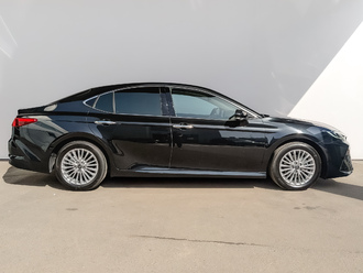 фото Toyota Camry IX 2024