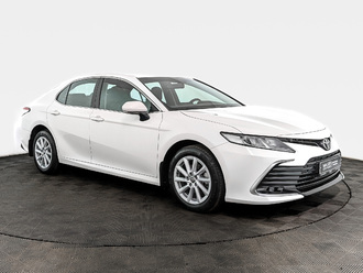фото Toyota Camry VIII 2021