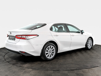 фото Toyota Camry VIII 2021