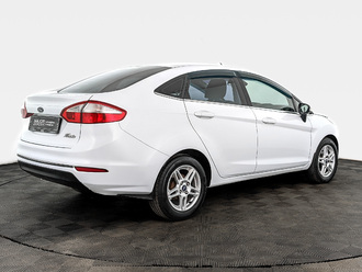 фото Ford Fiesta VII 2015