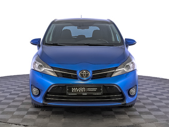 фото Toyota Verso I 2014